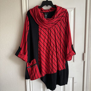 Ali Miles 2X Peasant Style Red & Black Geometric Tunic With Side Pocket